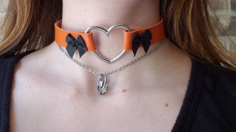 Cosplay Heart and Bows Choker, Cosplay Adjustable Luxury Leather Heart Collar | Vixen's Hidden Desires