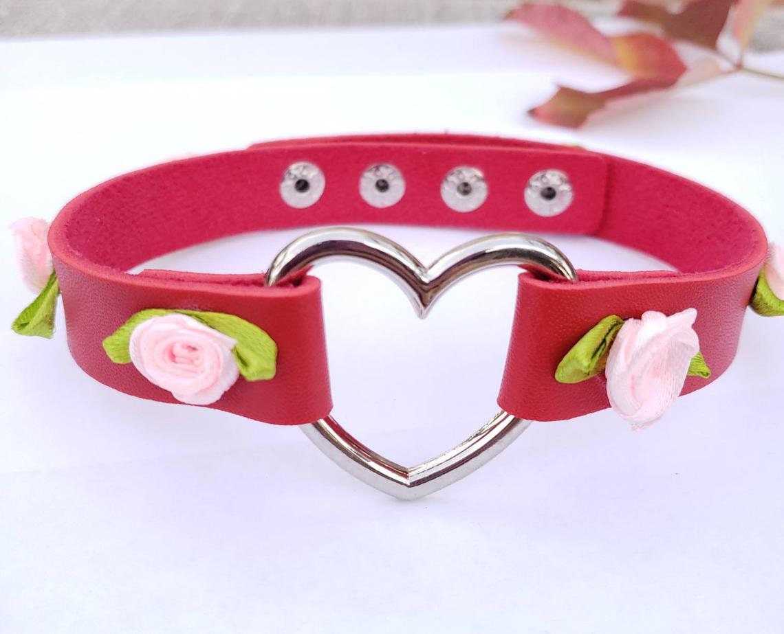 Custom Heart Choker, Adjustable Leather Heart Collar, Sexy Soft PU Leather DDLG Collar