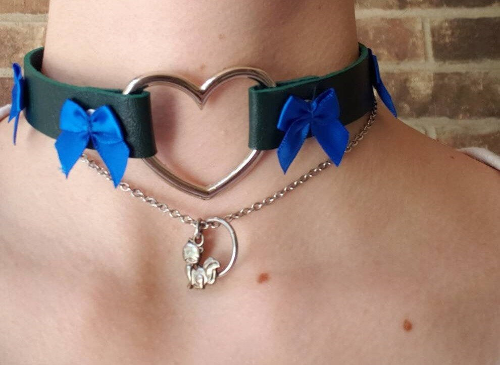 Green and Blue Heart Choker, Adjustable Pet Play Heart Collar, Sexy Soft PU Leather DDLG Collar | Vixen's Hidden Desires