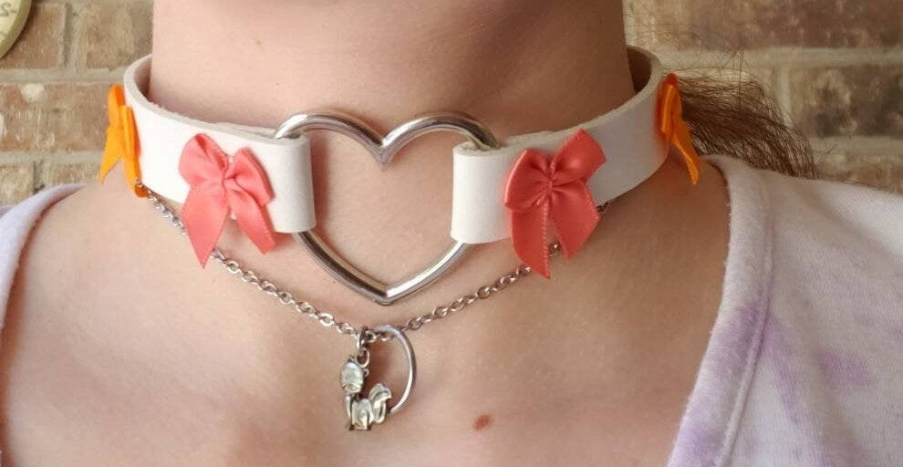 White Heart Choker, Adjustable Pet Play Heart Collar, Sexy Soft PU Leather DDLG Collar | Vixen's Hidden Desires