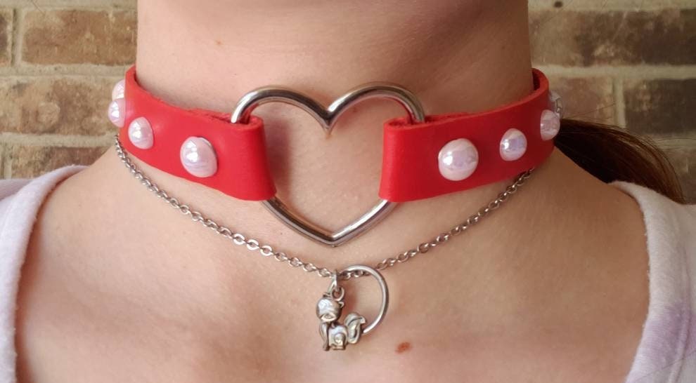 Red Heart Choker, Adjustable Pet Play Heart Collar, Sexy Soft PU Leather DDLG Collar | Vixen's Hidden Desires