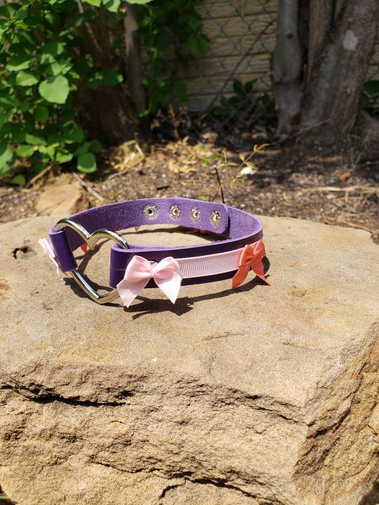 Purple Heart Choker with Bows, Adjustable Faux Leather Cat Collar | Vixen's Hidden Desires