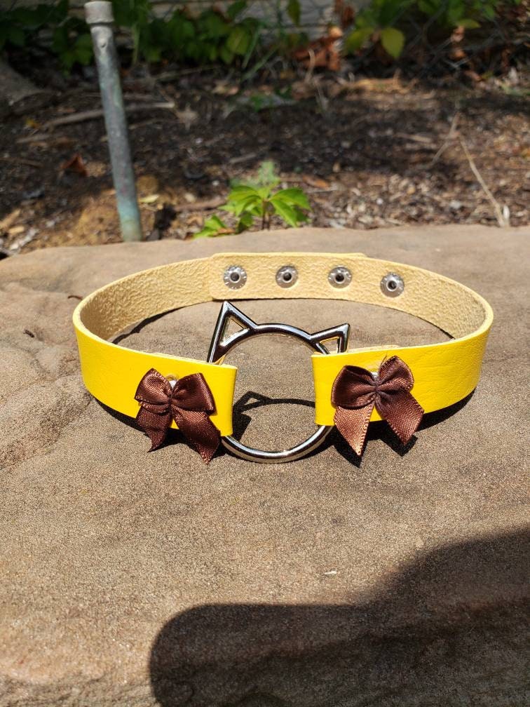Yellow Cat Choker with Bows, Adjustable Faux Leather Cat Collar