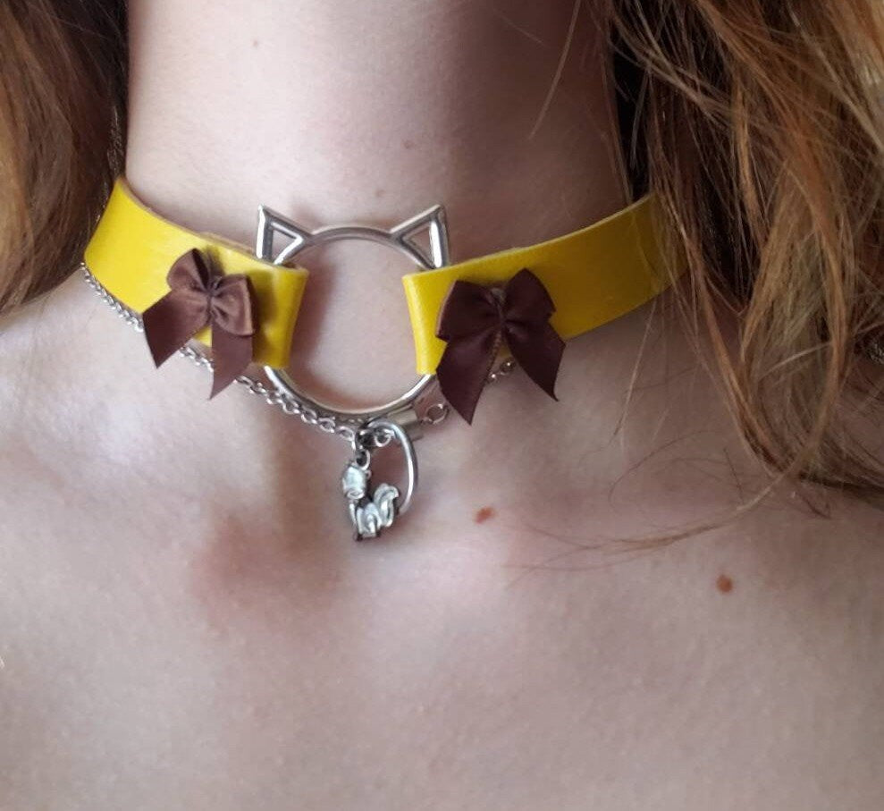 Yellow Cat Choker with Bows, Adjustable Faux Leather Cat Collar | Vixen's Hidden Desires