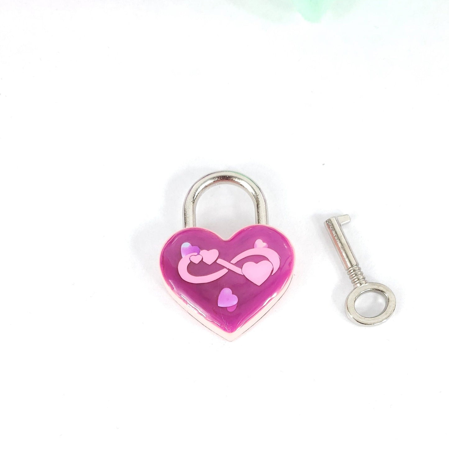 Infinite Love Heart Pad Lock