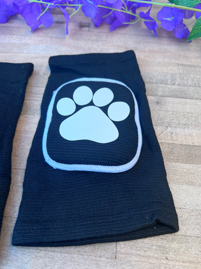 Black And White Paw Knee pads