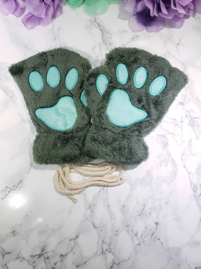 Green Pet Play Paw and Ears Set