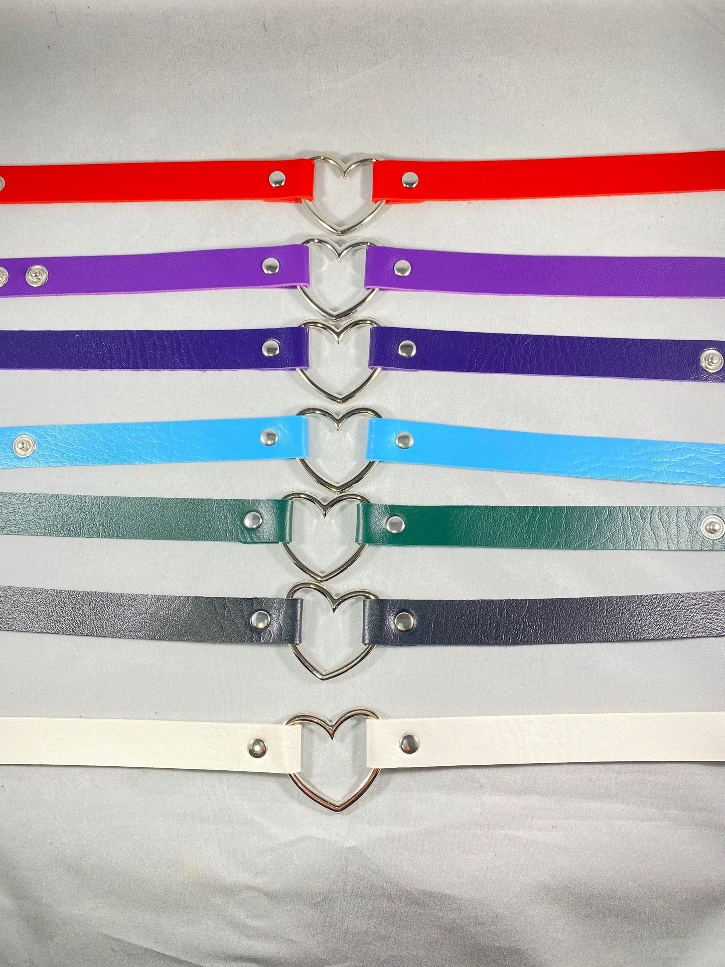 Choker, Adjustable Faux Leather Heart Collar