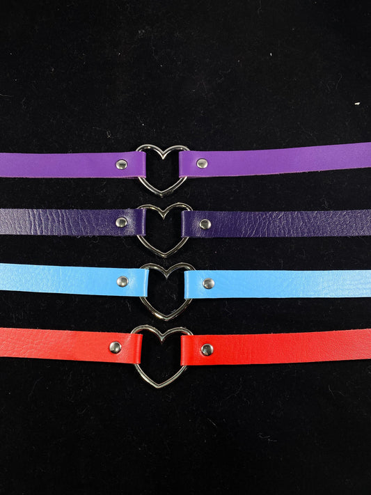 Choker, Adjustable Faux Leather Heart Collar