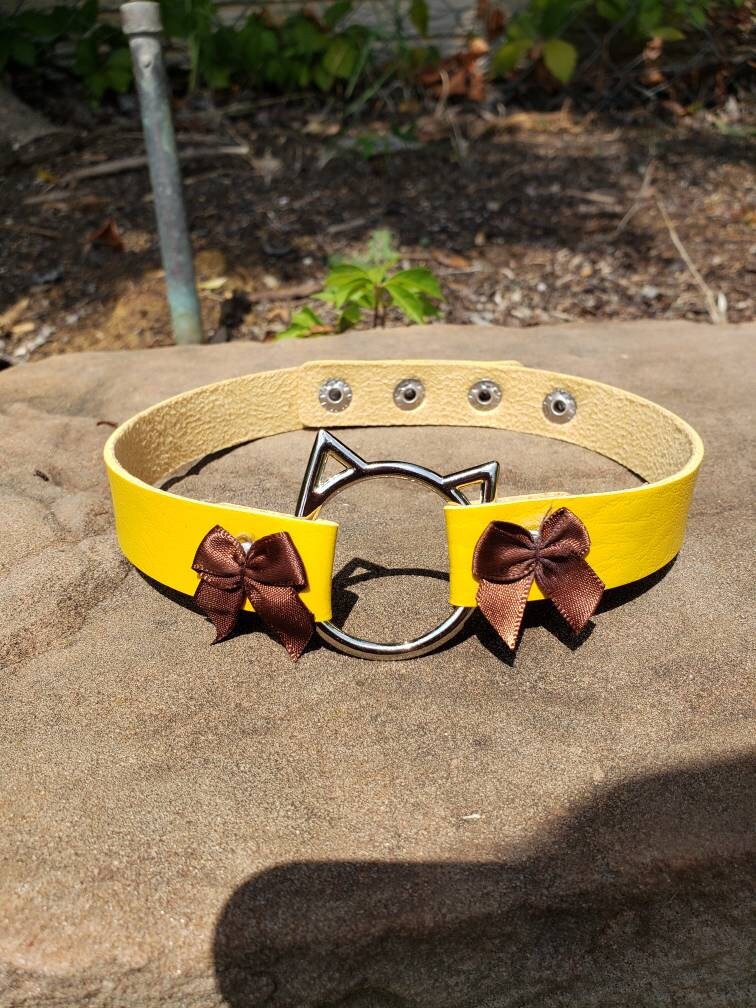 Yellow Cat Choker with Bows, Adjustable Faux Leather Cat Collar | Vixen's Hidden Desires