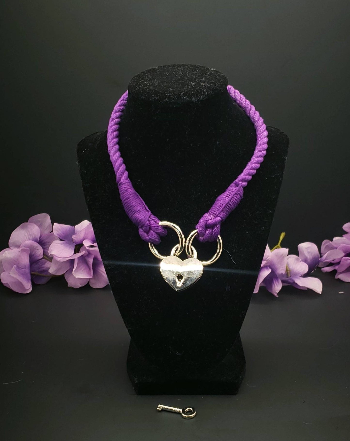 Purple Heart Locking Collar - BDSM Rope Choker - Submissive Cotton Collar | Novelty Choker Accessory for Roleplay