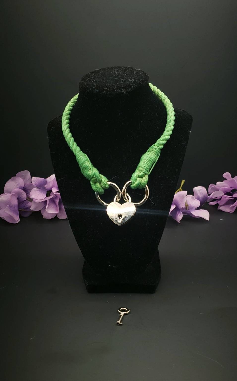 Peacock Green Heart Locking Collar - BDSM Rope Choker - Submissive Cotton Collar | Novelty Choker Accessory for Roleplay