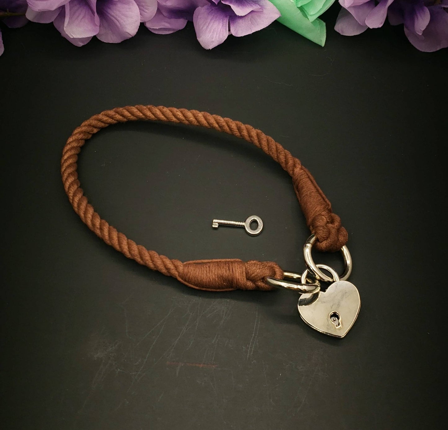 Brown Heart Locking Collar - BDSM Rope Choker - Submissive Cotton Collar | Novelty Choker Accessory for Roleplay