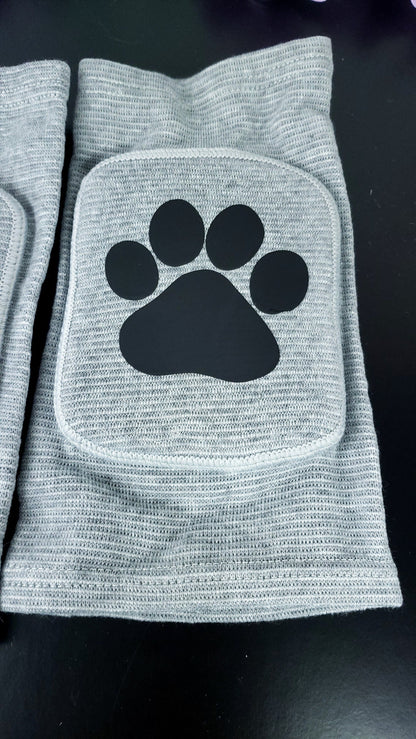 Gray Paw Knee pads